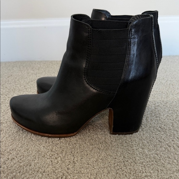 Kork-Ease Black Ankle Booties - Picture 4 of 6